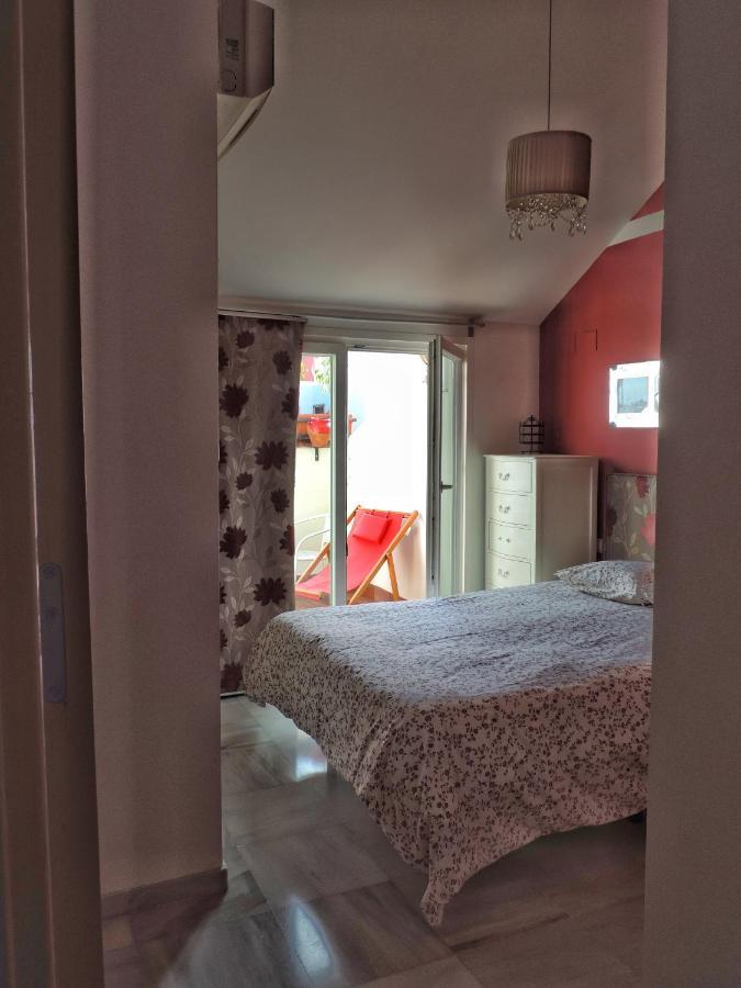 Duplex, Terraza, 10 Min Coche Centro Sevilla กามาส ภายนอก รูปภาพ